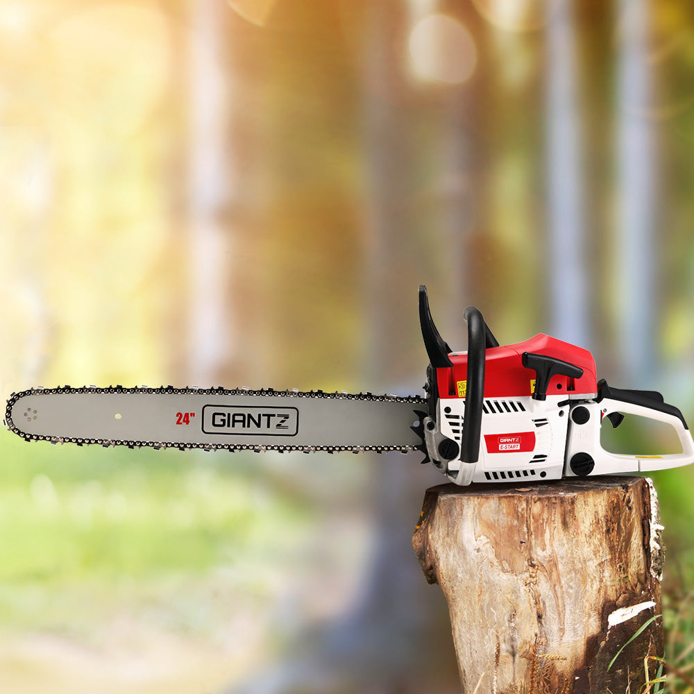 chainsaw cutting tree